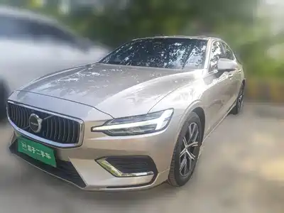Volvo S60 2024