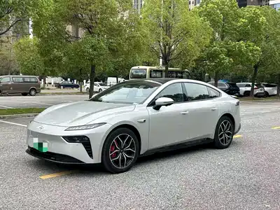 Dongfeng Yipai eπ007 2025