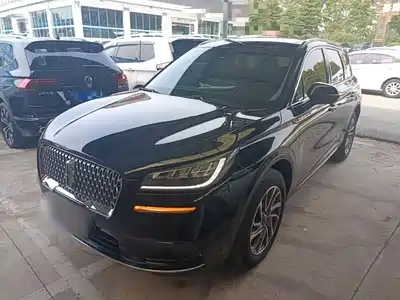 Lincoln Adventurer 2022