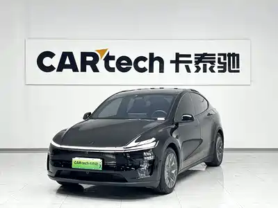 Tesla Model Y L 2026