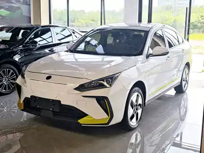 Dongfeng Aeolus Fengshen E70 2023