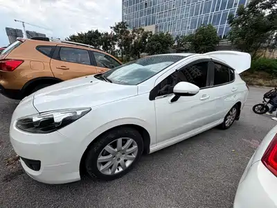 Peugeot 308 2015