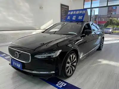 Volvo S90 2022