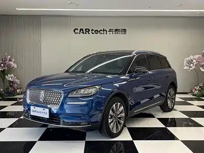 Lincoln Adventurer 2022