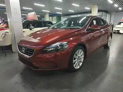 Volvo V40 2015
