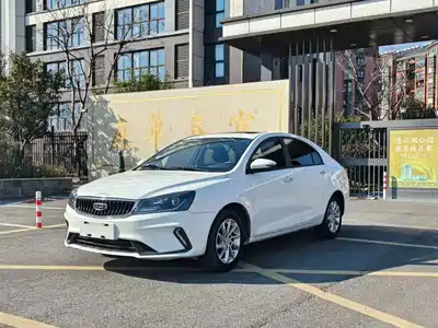 Geely Emgrand 2021