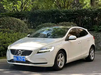 Volvo V40 2018