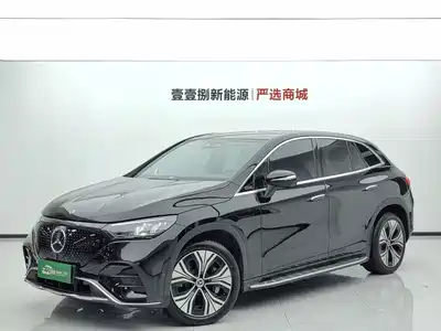 Mercedes-Benz EQE SUV 2024