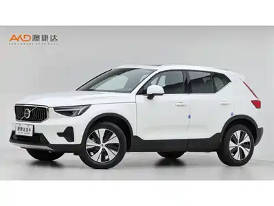 Volvo XC40 2024