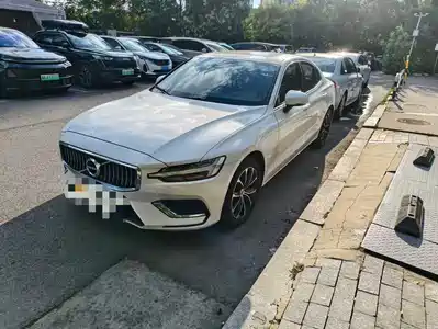 Volvo S60 2021