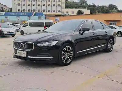 Volvo S90 2023