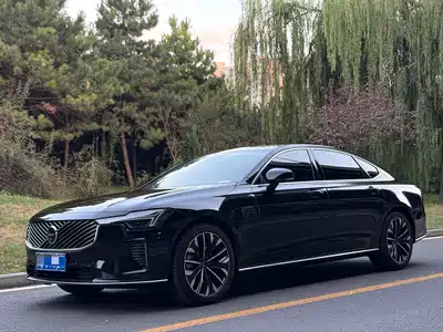 Volvo S90 2026