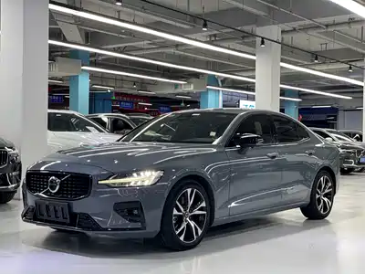 Volvo S60 2023