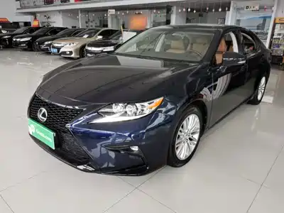 Lexus ES 2017