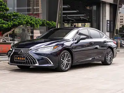 Lexus ES 2023