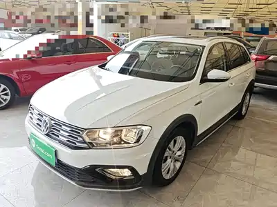 Volkswagen C-TREK 2017