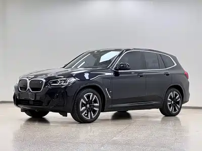 BMW iX3 2024