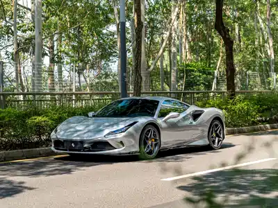 Ferrari F8 2022