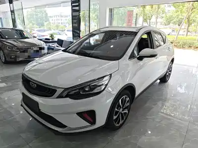 Geely Emgrand GS 2021