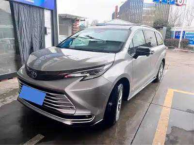 Toyota Sienna 2023