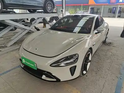 Xiaomi Auto SU7 2024