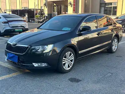 Škoda Superb 2015