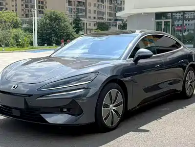 Denza Z9 2024