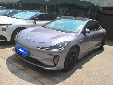 IM Motors L6 2025