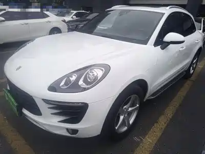 Porsche Macan 2016