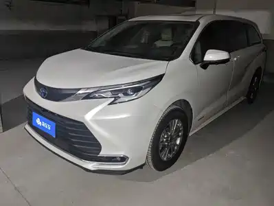 Toyota Sienna 2023