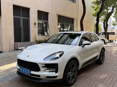 Porsche Macan 2021