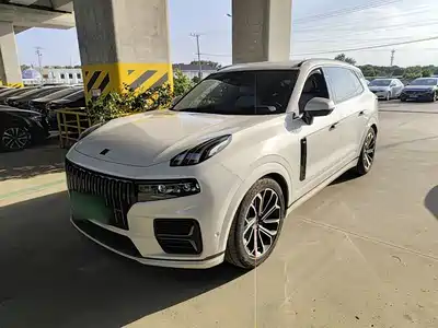 Lynk & Co 09 EM-P 2024