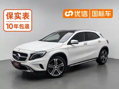Mercedes-Benz GLA 2015