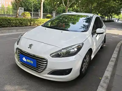 Peugeot 308 2012