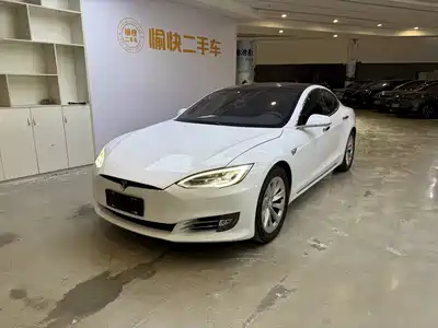 Tesla Model S 2019