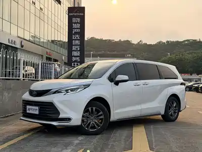 Toyota Sienna 2026