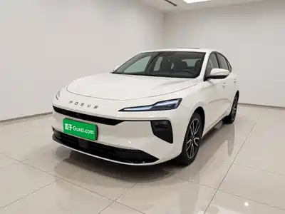 Roewe D6 2025