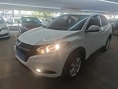 Honda Vezel 2015