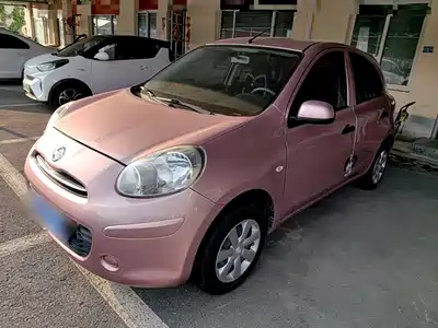 Nissan March 2015