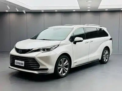 Toyota Sienna 2023