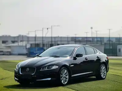 Jaguar XF 2015