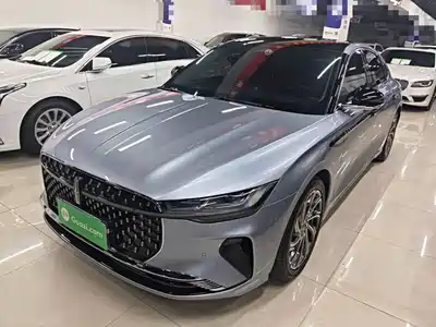 Lincoln Z 2024