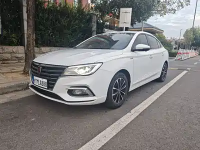 Roewe i5 2019