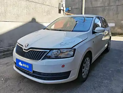 Škoda Rapid Spaceback 2017