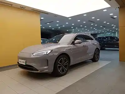 AITO Wenjie M5 2025