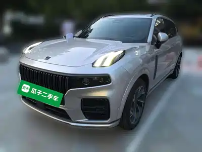 Lynk & Co 09 EM-P 2022