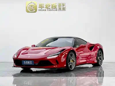 Ferrari F8 2022