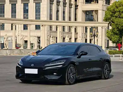 Denza Z9GT 2025