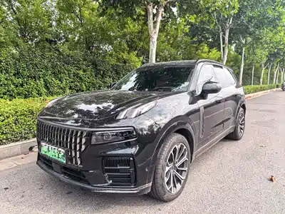 Lynk & Co 09 EM-P 2023