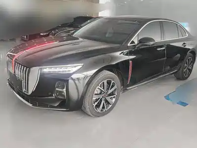 Hongqi H5 PHEV 2025